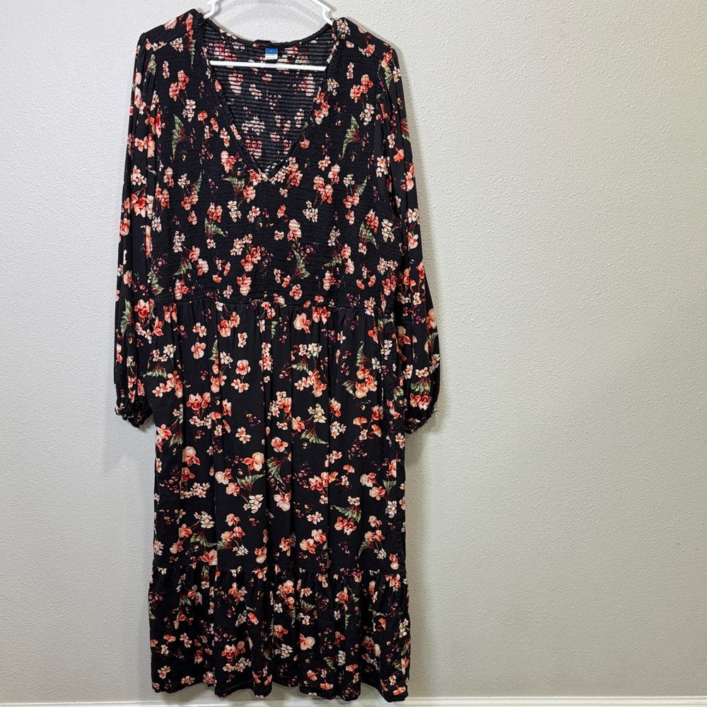 Old Navy Black Floral Long Sleeve Dress‎